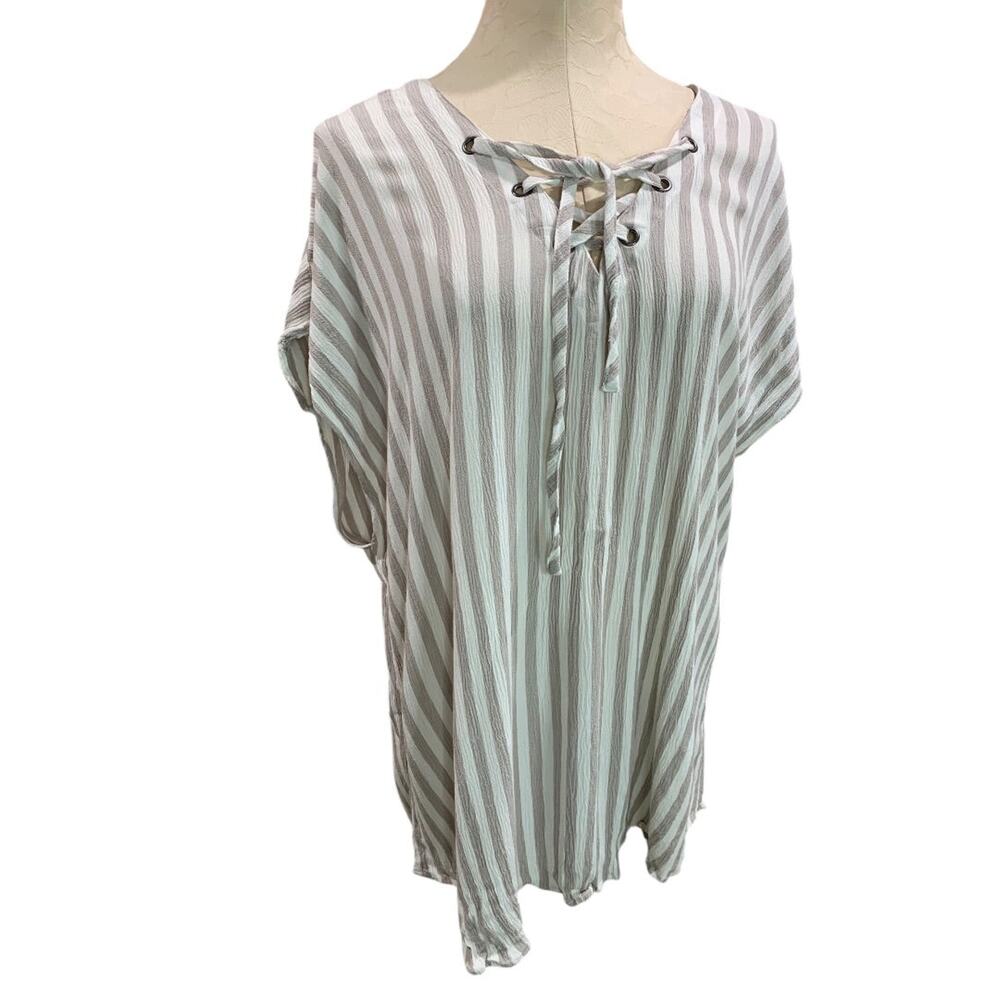 3X Torrid Womens Striped Blouse Sleeveless Stretch Crepe Fabric Lace Up Neckline